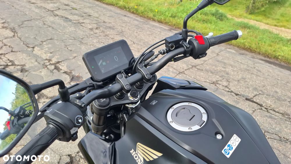Honda CB - 4