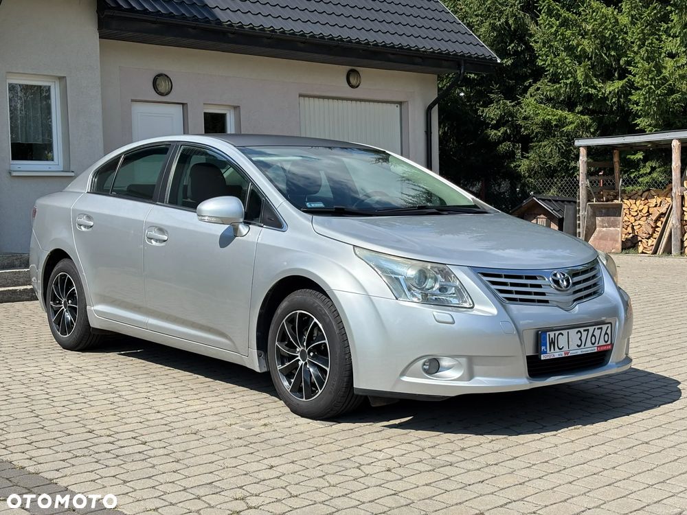 Toyota Avensis 1.8 Luna - 2