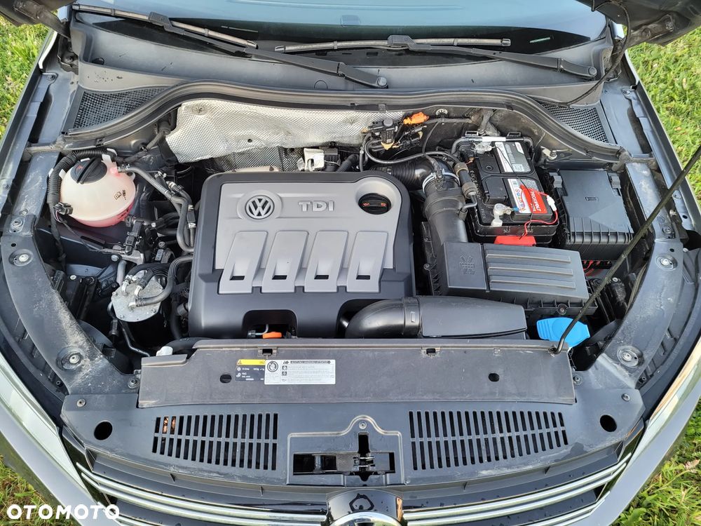 Volkswagen Tiguan - 5