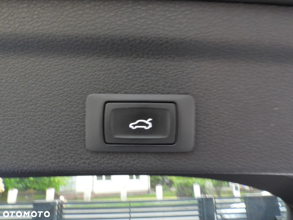 Audi Q3 Sportback 35 TDI S tronic S line - 35