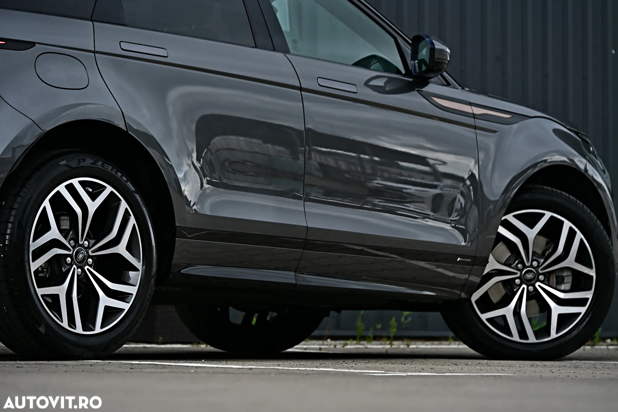 Land Rover Range Rover Evoque 2.0 D150 R-Dynamic HSE - 38