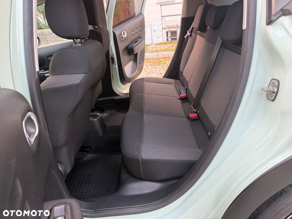 Citroën C3 BlueHDi 100 S&S FEEL - 23