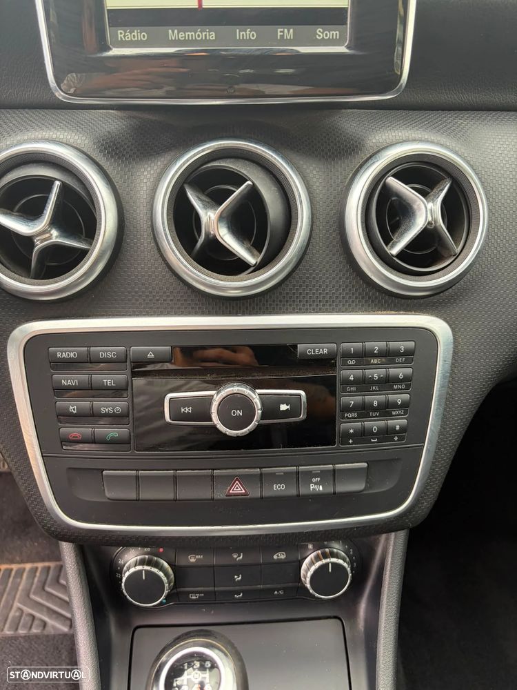 Mercedes-Benz A 180 CDI (BlueEFFICIENCY) Urban - 19