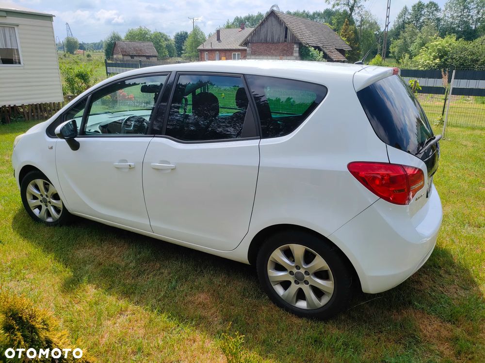 Opel Meriva - 13