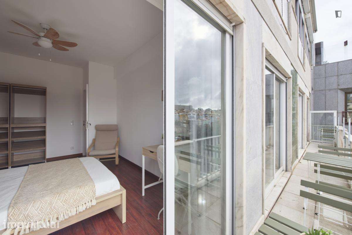 Quarto - localizado em Entrecampos Lisbon - Grande imagem: 4/38