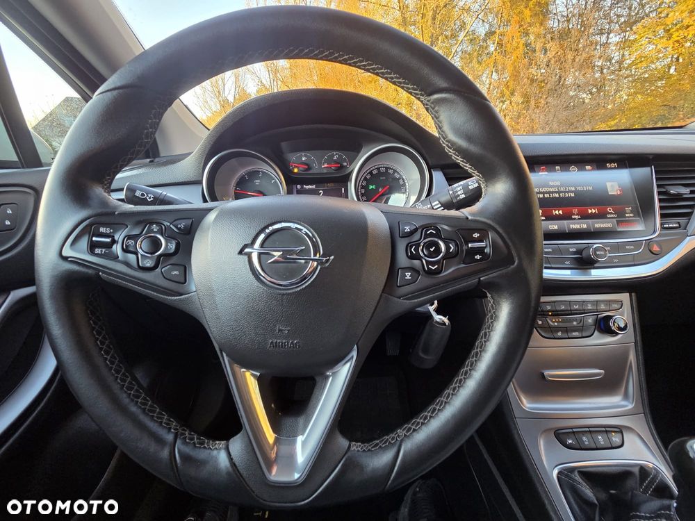 Opel Astra 1.6 CDTI Dynamic - 9