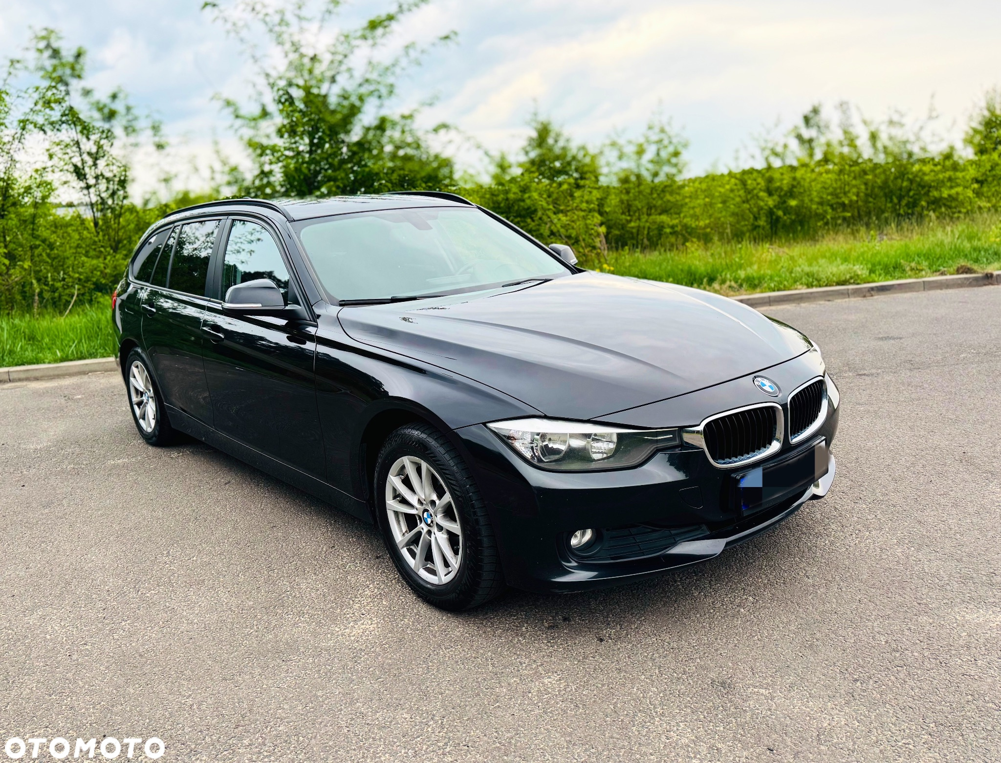 BMW Seria 3 318d xDrive Touring - 8