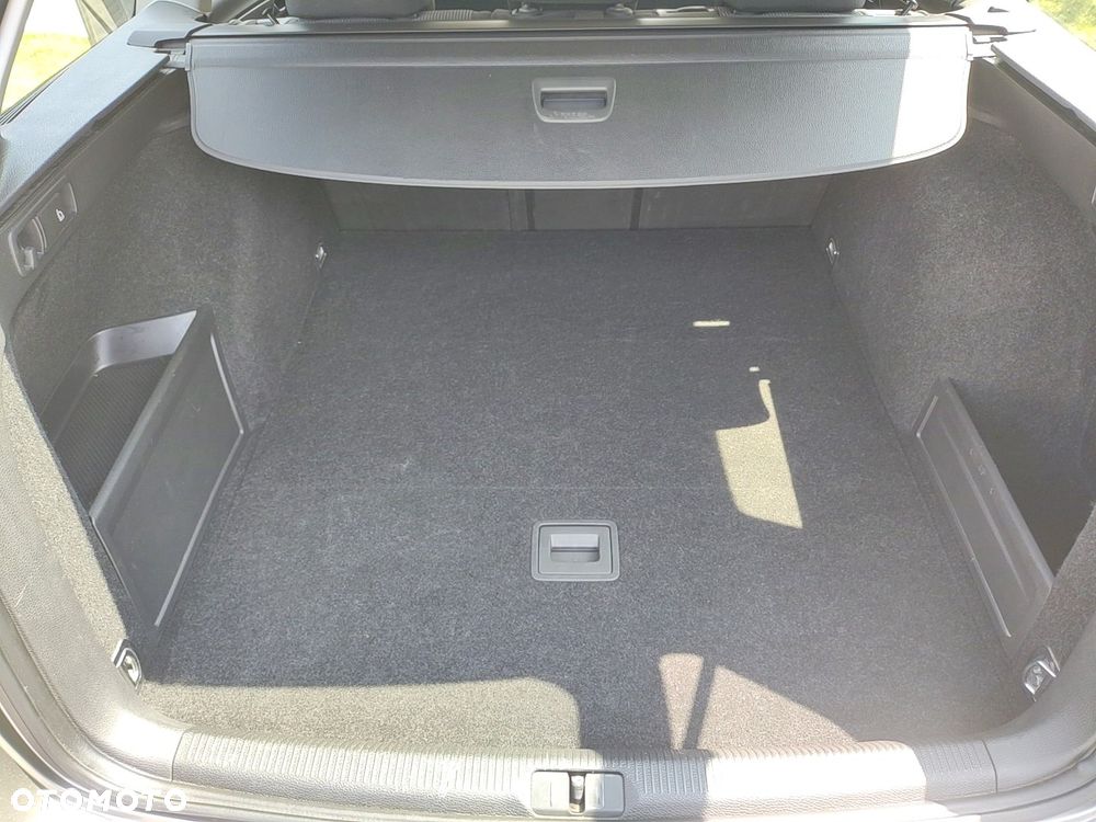 Volkswagen Passat 2.0 Blue TDI DSG SCR Comfortline - 19