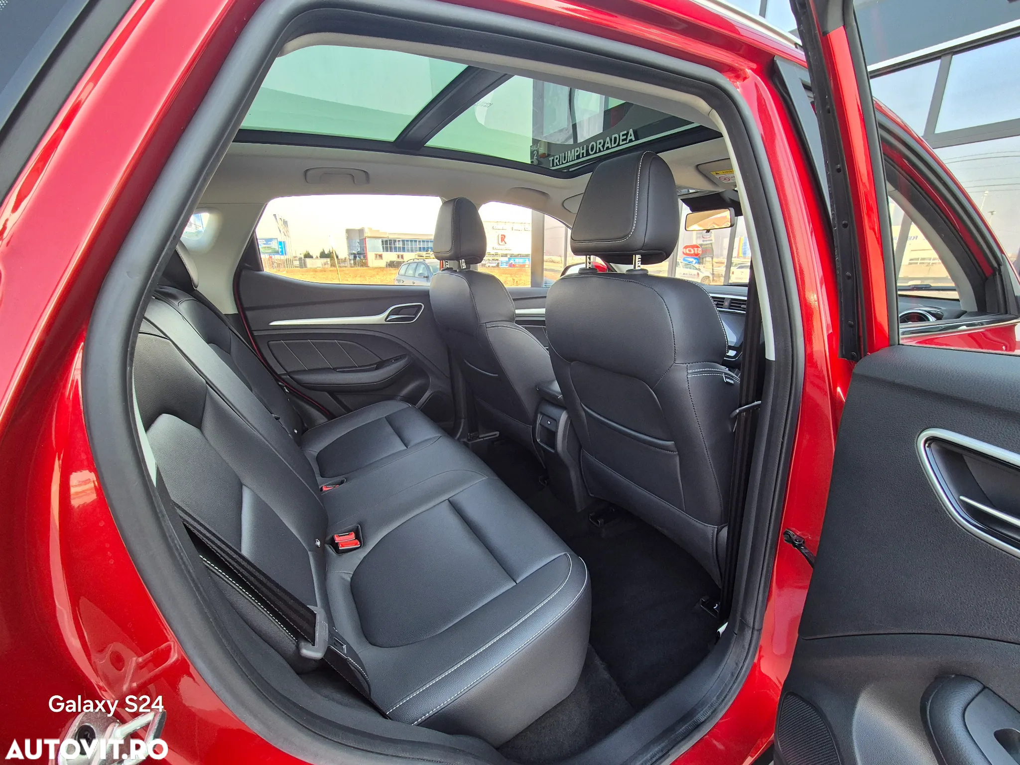 MG ZS EV Luxury - 13