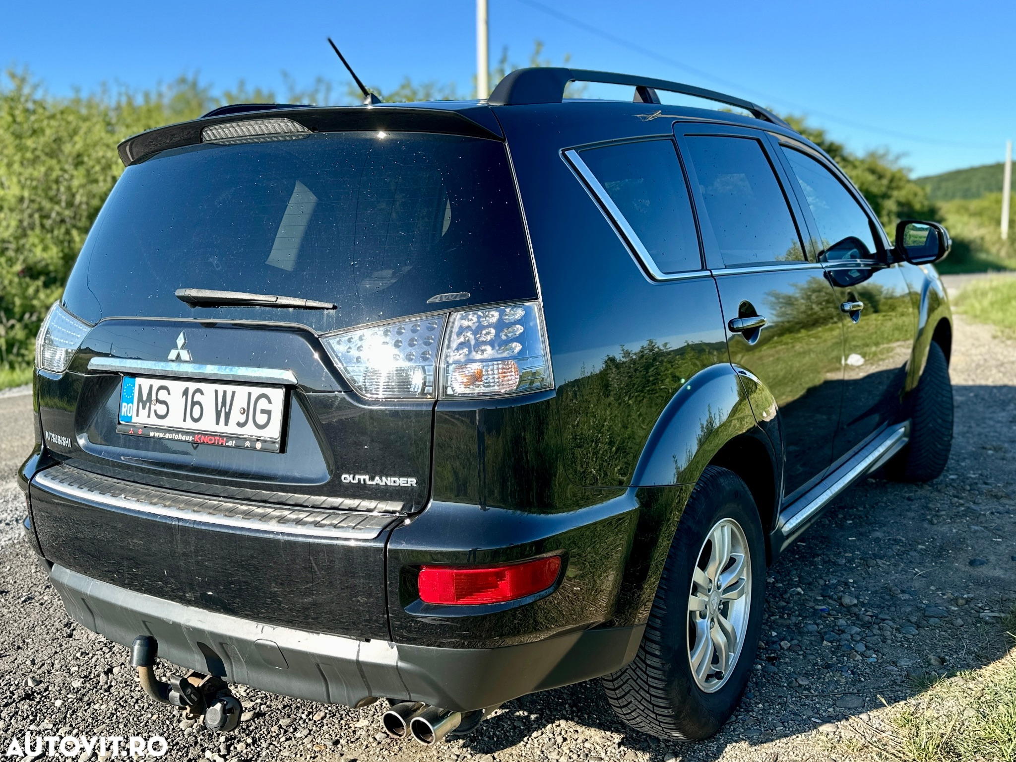 Mitsubishi Outlander - 6