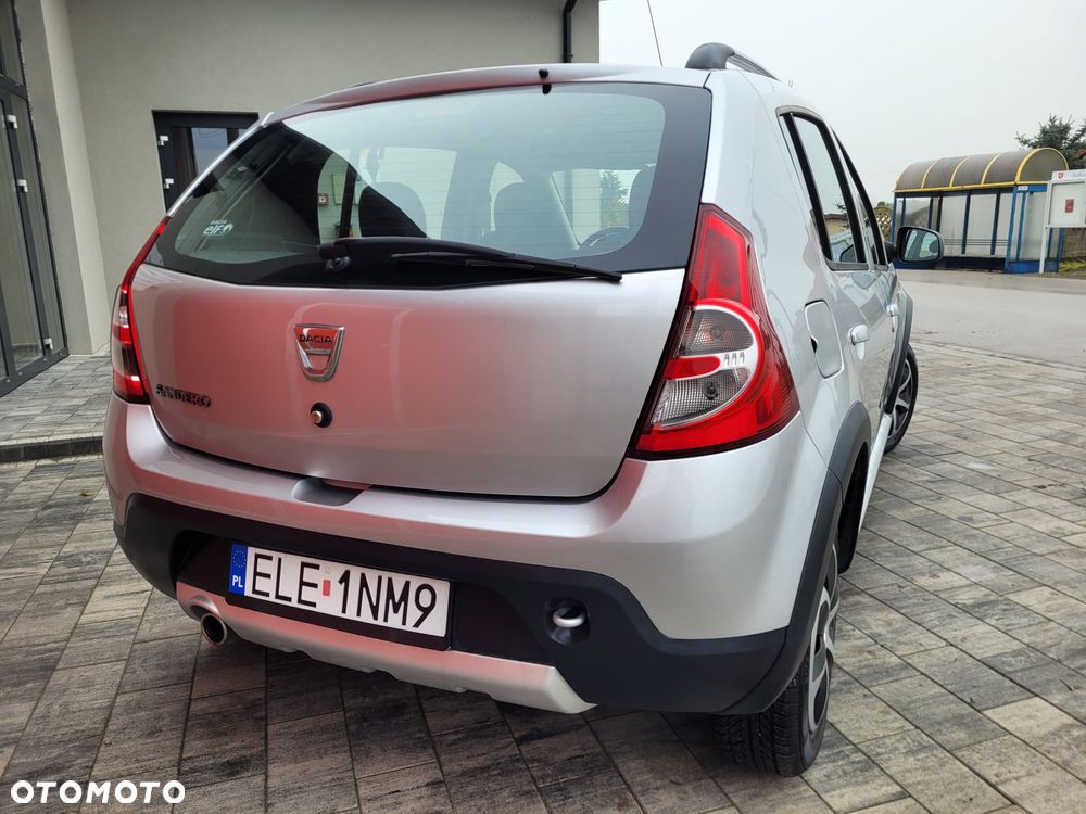 Dacia Sandero Stepway2 1.6 - 14