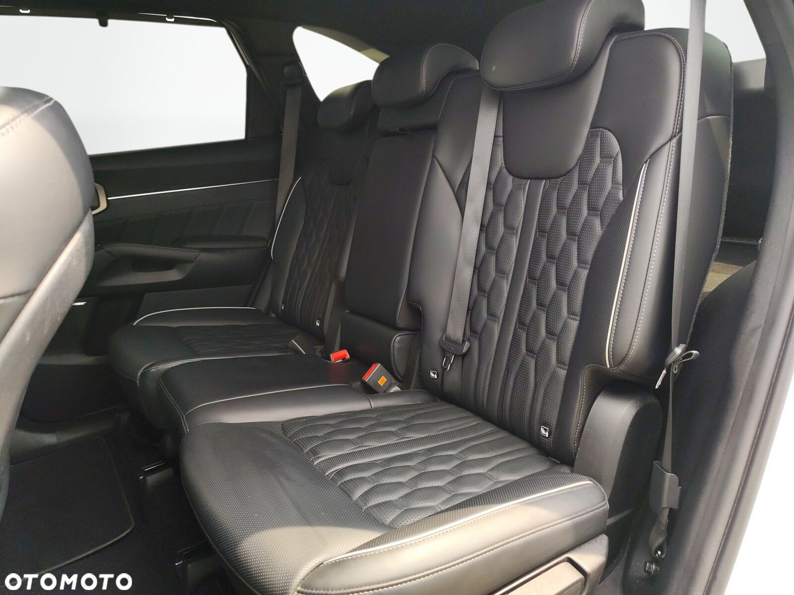 Kia Sorento - 16