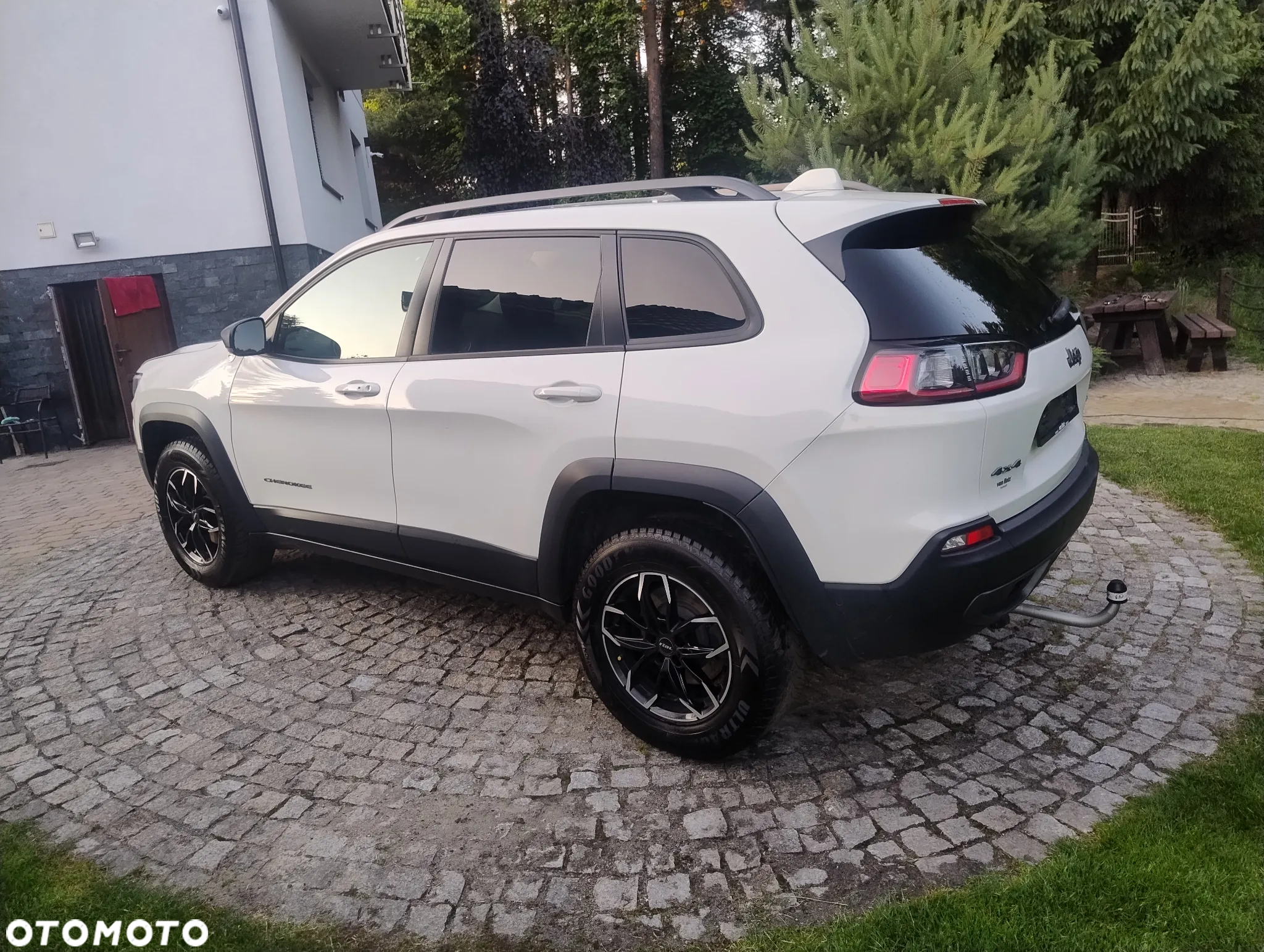 Jeep Cherokee 2.0 T Active Drive Lock Automatik Trailhawk - 4