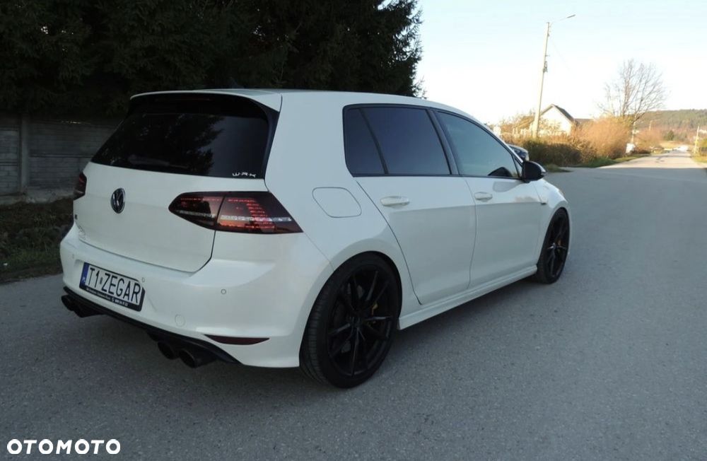 Volkswagen Golf - 5
