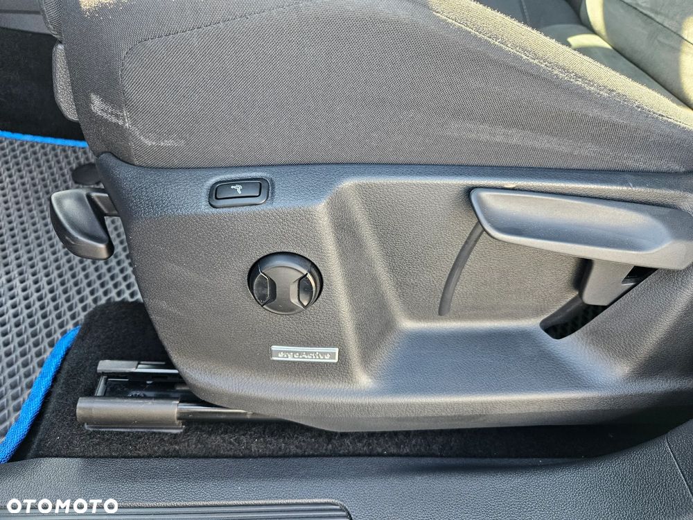 Volkswagen Touran 1.5 TSI EVO Highline DSG - 19