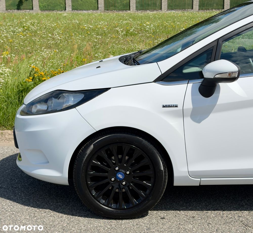 Ford Fiesta 1.5 TDCi Celebration - 28