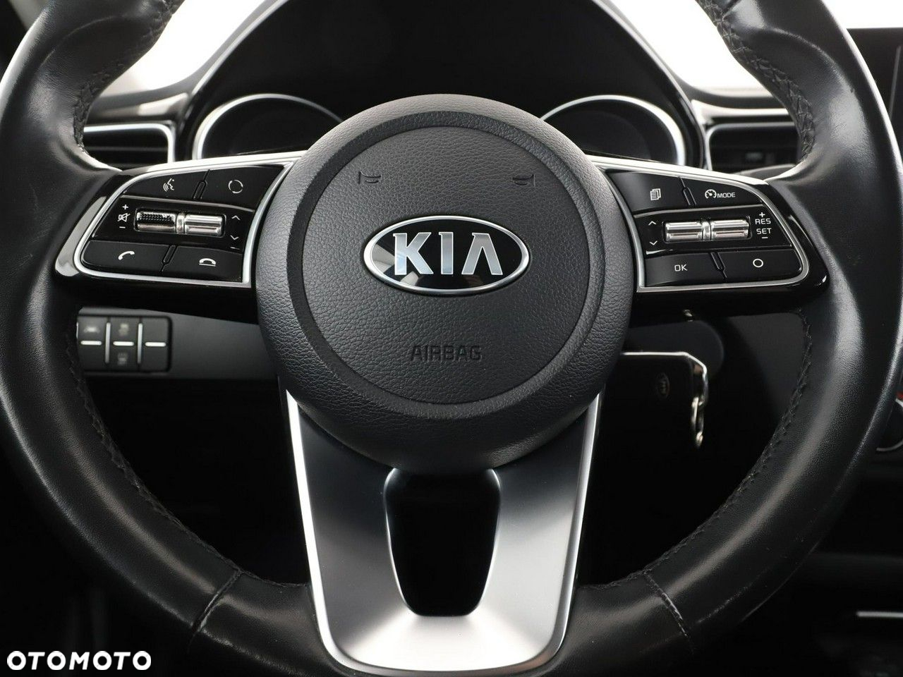 Kia XCeed 1.0 T-GDI L - 21
