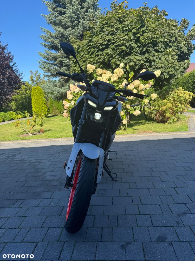 Yamaha MT - 10