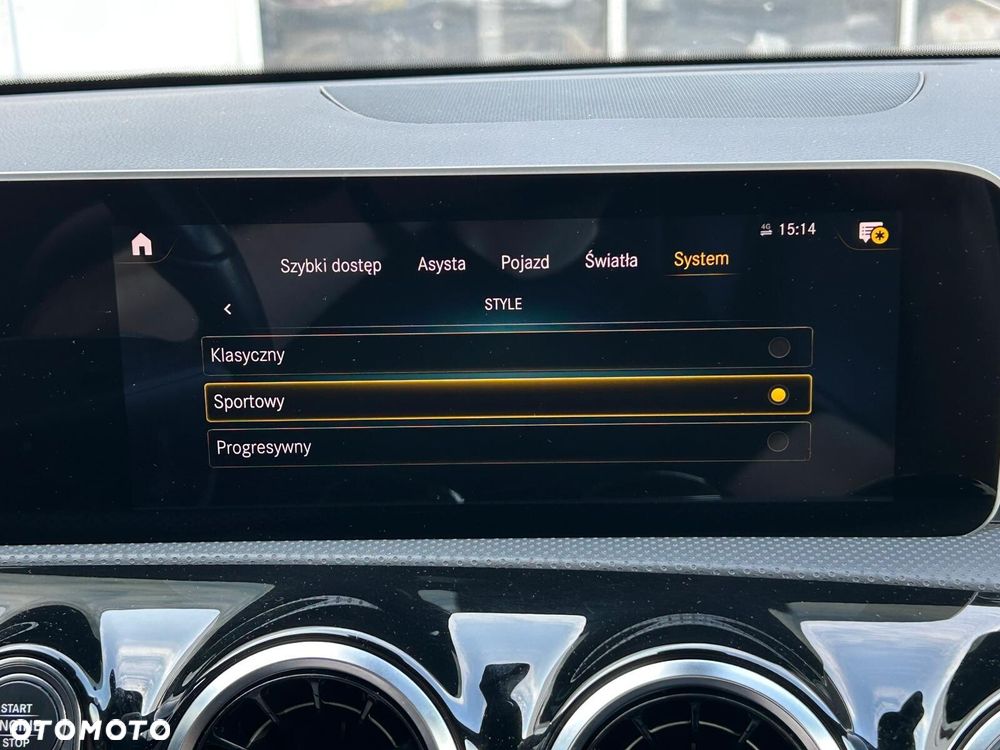 Mercedes-Benz Klasa A 220 d 4-Matic 8G-DCT - 31