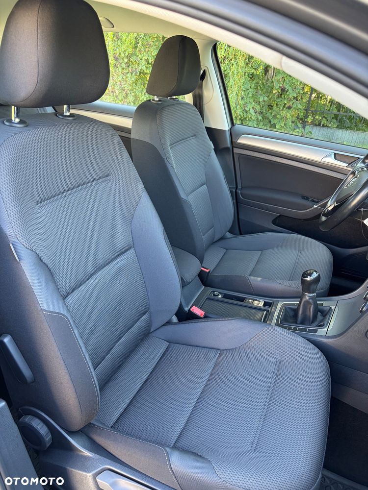Volkswagen Golf 1.2 TSI BMT Trendline - 22