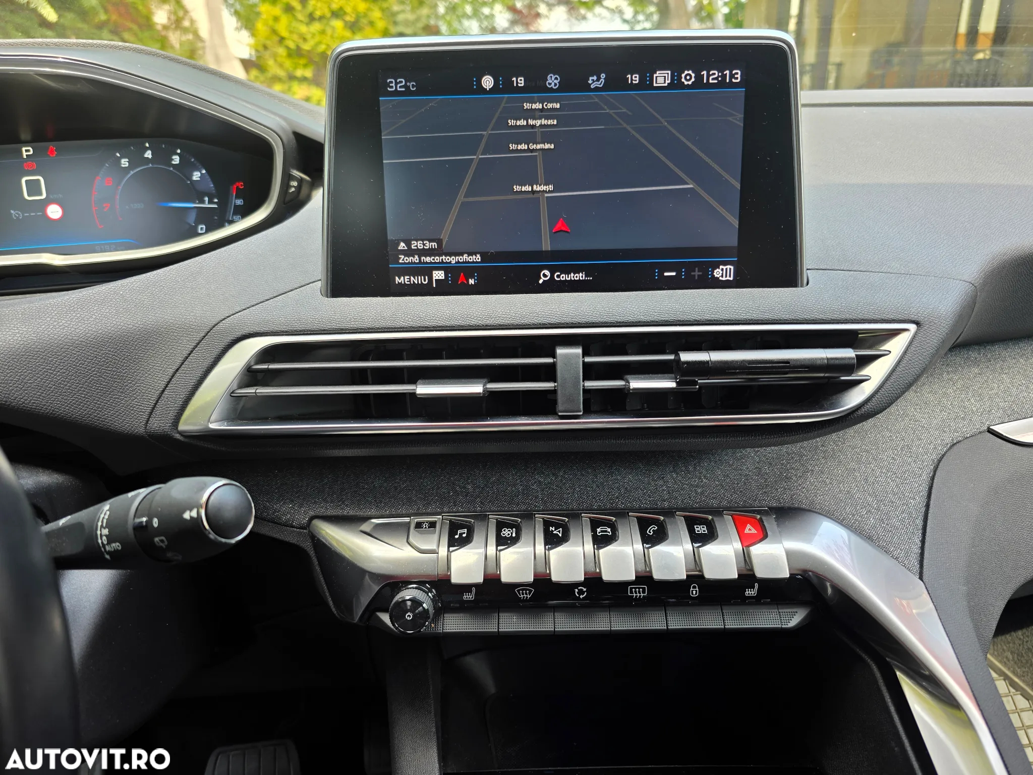 Peugeot 3008 PureTech 130 Stop & Start EAT6 Allure - 16