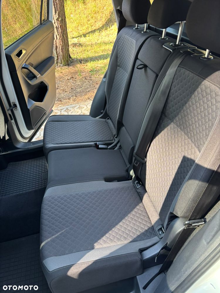 Volkswagen Tiguan - 12
