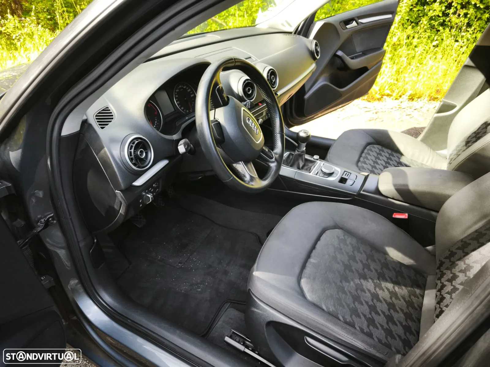 Audi A3 Sportback 1.6 TDI B.Line Attraction - 21