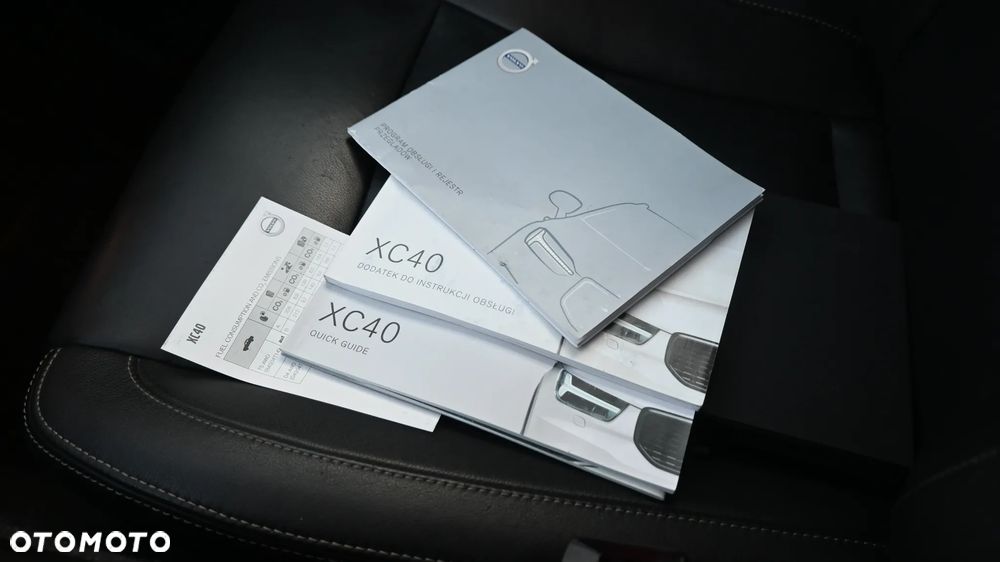 Volvo XC 40 D4 AWD Momentum (Intro Edition) - 39