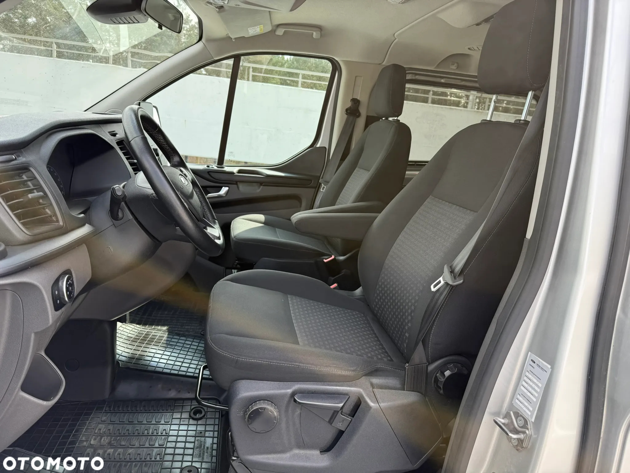 Ford Transit Custom - 16