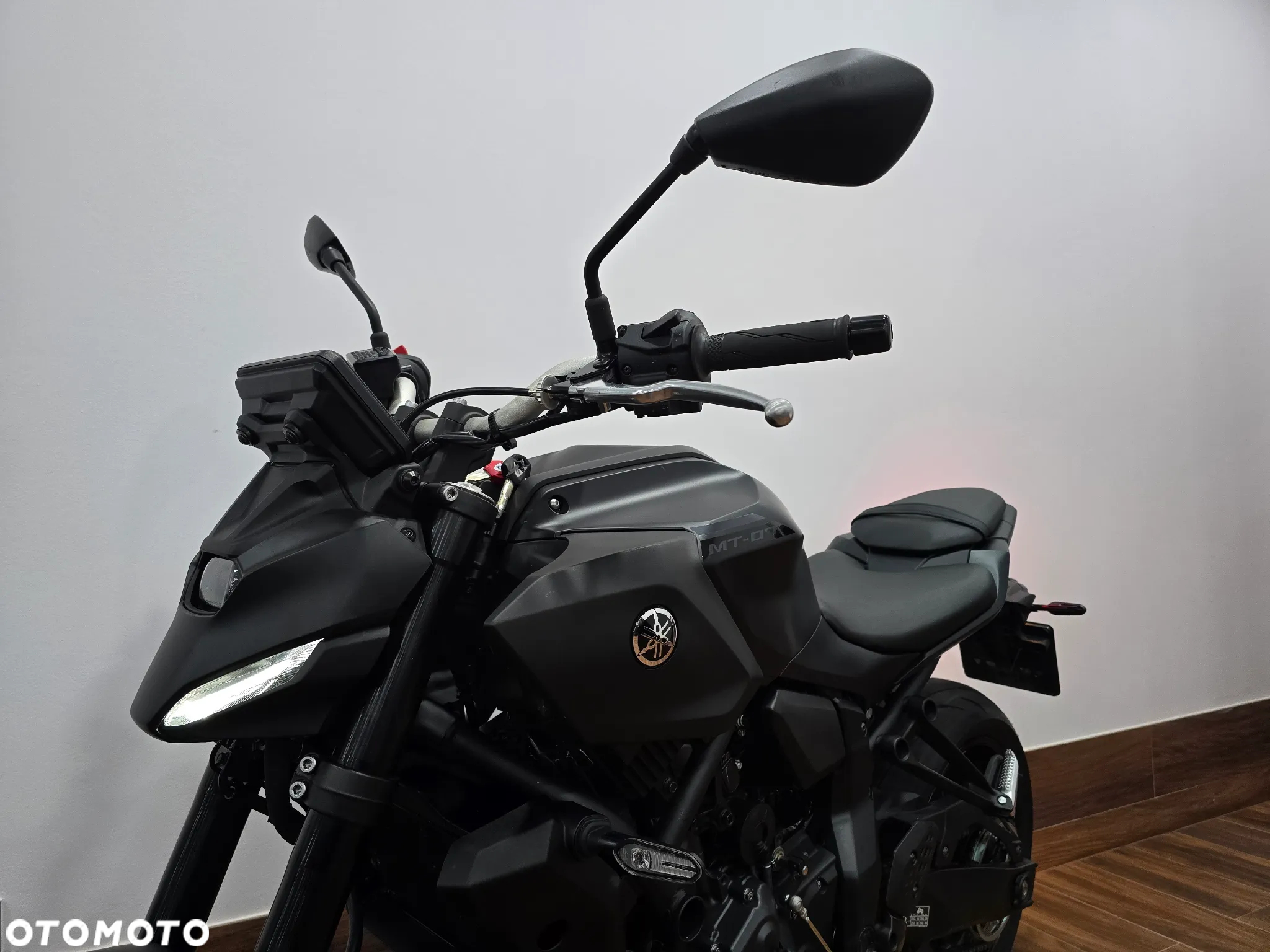 Yamaha MT - 5