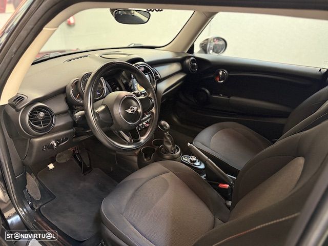 MINI 3 Portas One Auto - 12