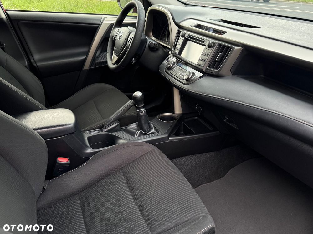 Toyota RAV4 - 25