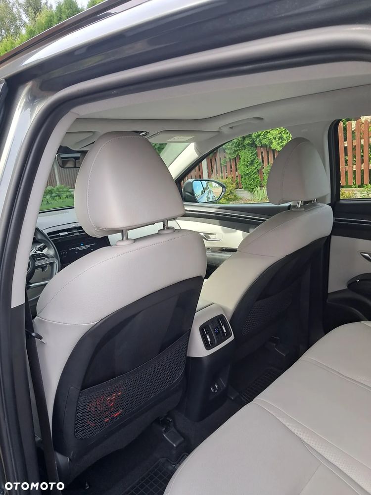 Hyundai Tucson 1.6 T-GDi HEV Platinum 4WD - 13