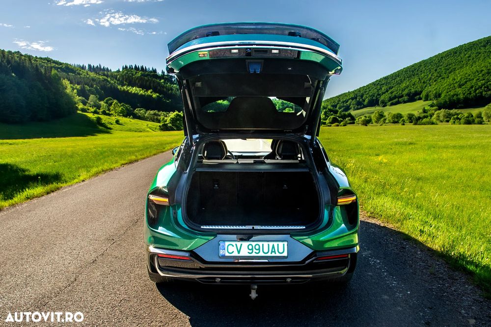 Lotus Eletre - 15