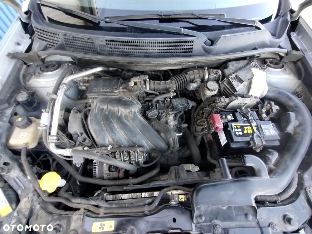 Nissan Qashqai 1.6 Acenta - 27
