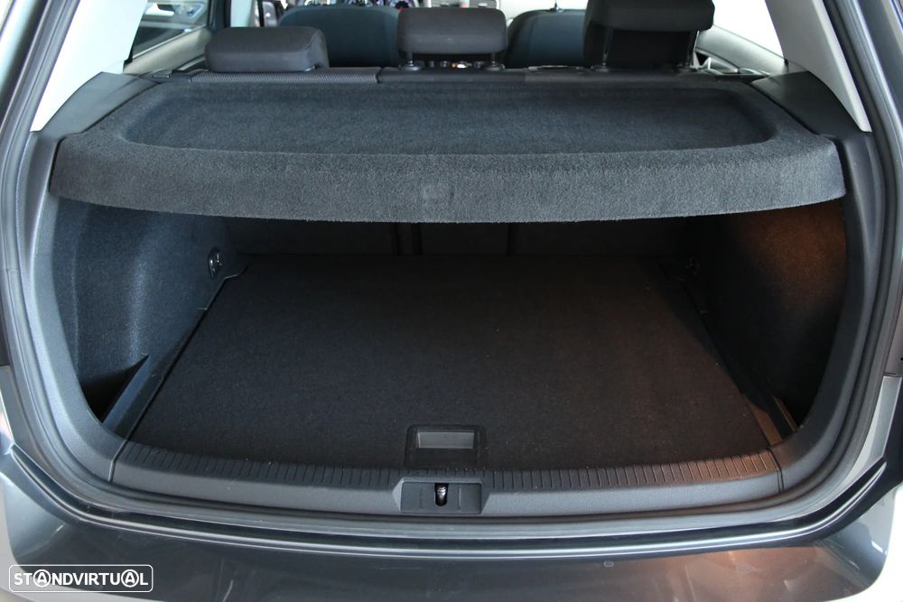 VW Golf 1.0 TSI Confortline - 23