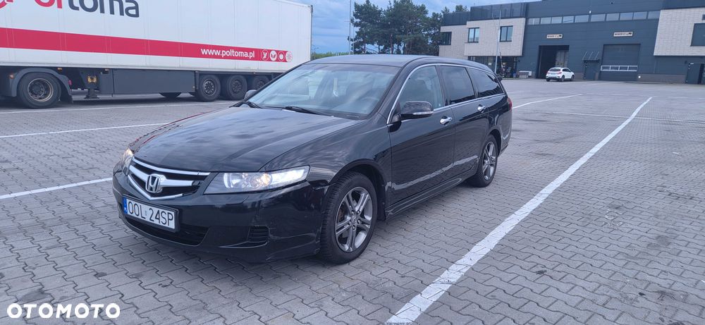 Honda Accord - 1