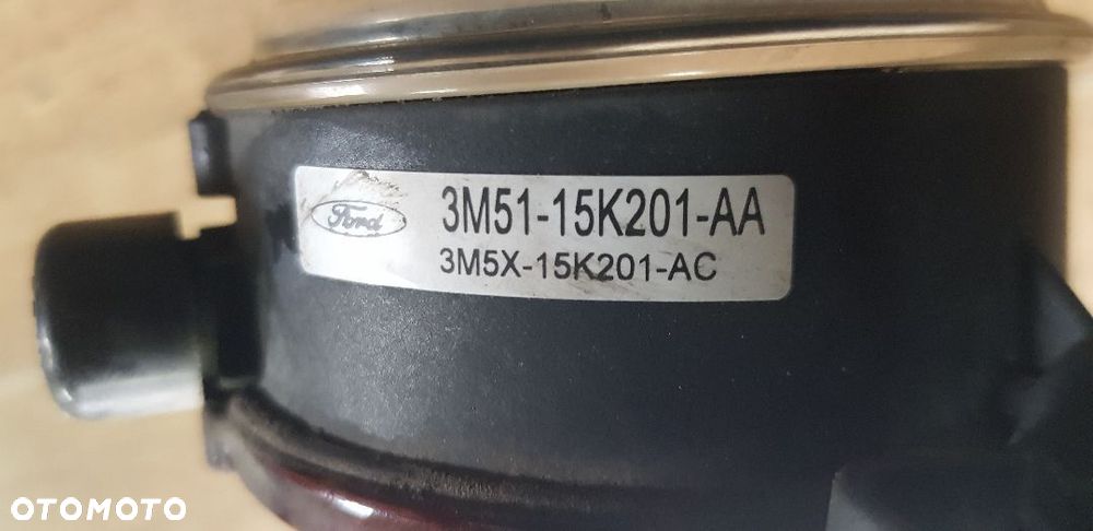 FORD C-MAX FOCUS MK II  HALOGEN PRAWY 3M51-15K201-AA - 2