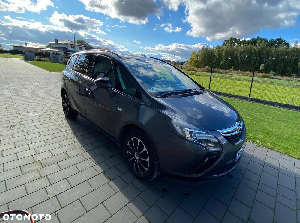 Opel Zafira - 1
