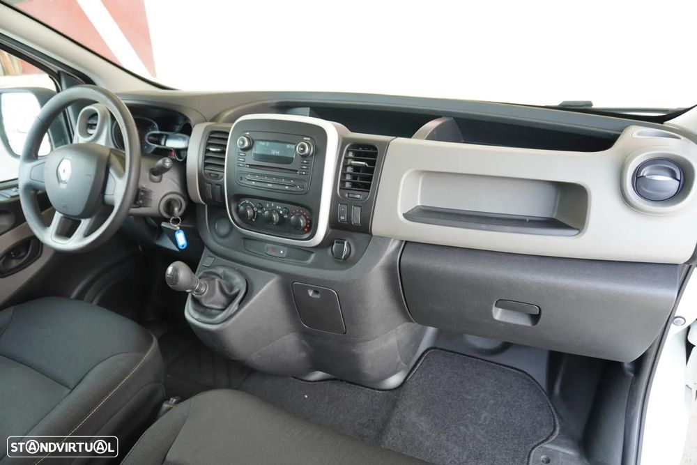 Renault Trafic 1.6 dCi L1H1 1.0T - 12