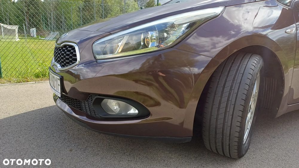 Kia Ceed - 15
