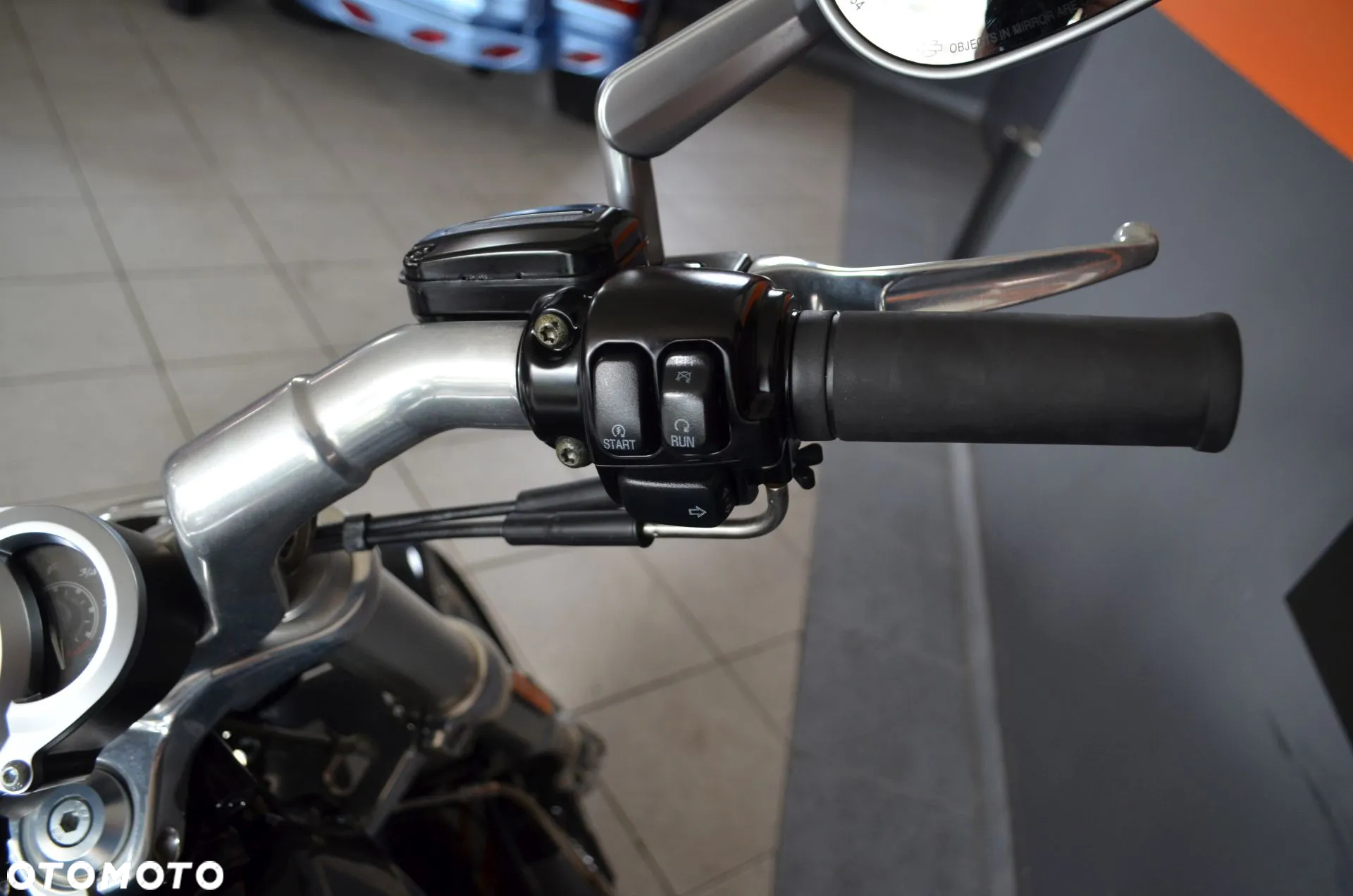 Harley-Davidson V-Rod Muscle - 23