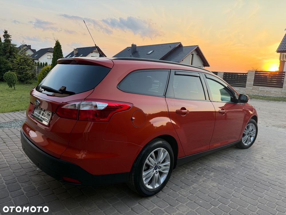 Ford Focus 1.6 Edition - 3