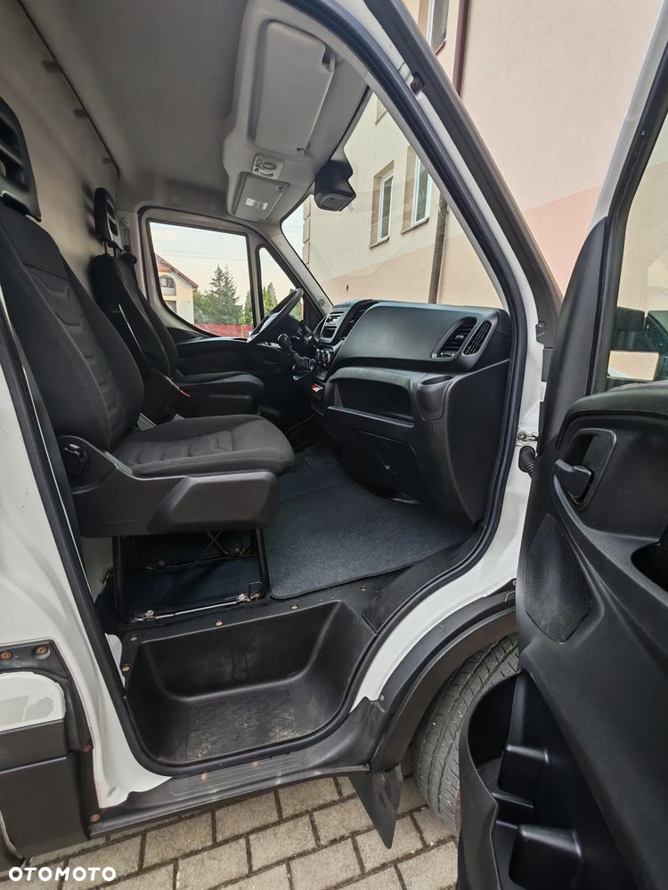 Iveco Daily - 12