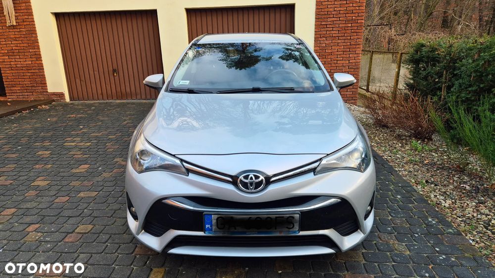 Toyota Avensis 2.0 D-4D Active Business - 4