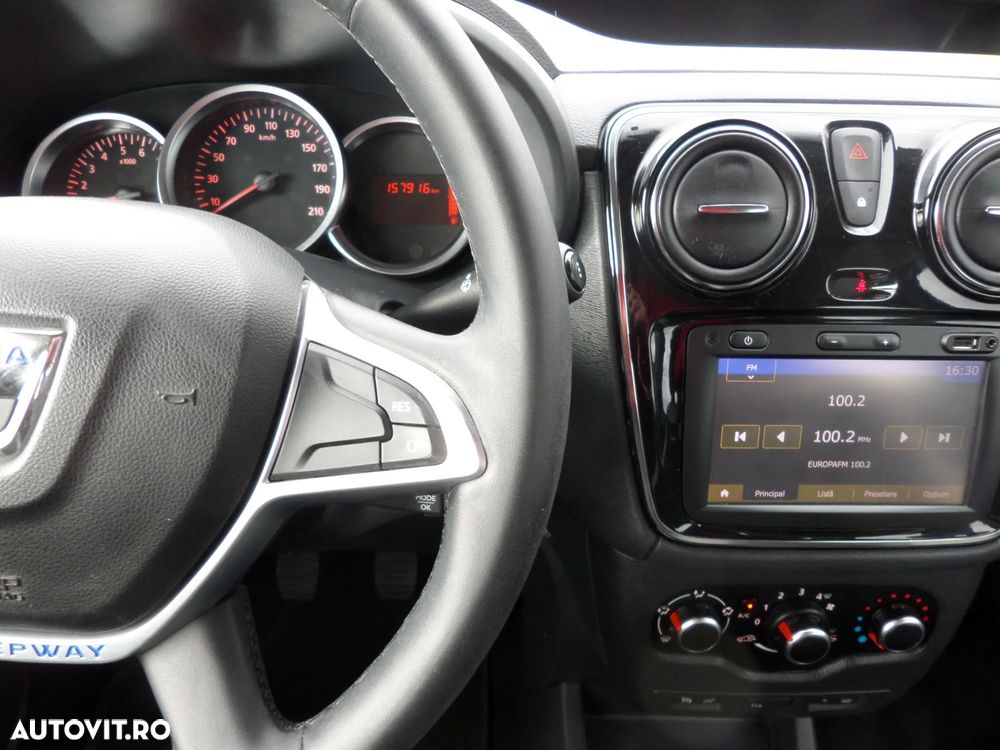 Dacia Dokker dCi 90 Stepway Celebration - 8