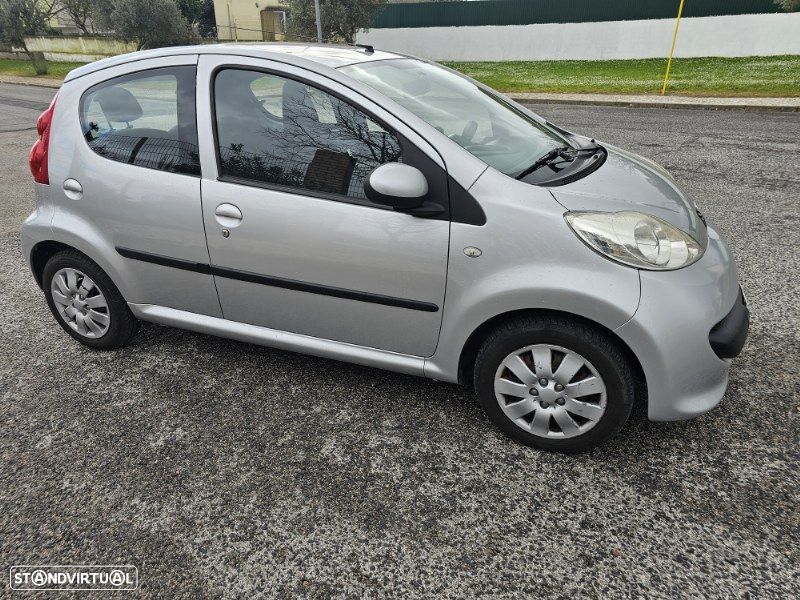 Peugeot 107 1.0 Urban - 5
