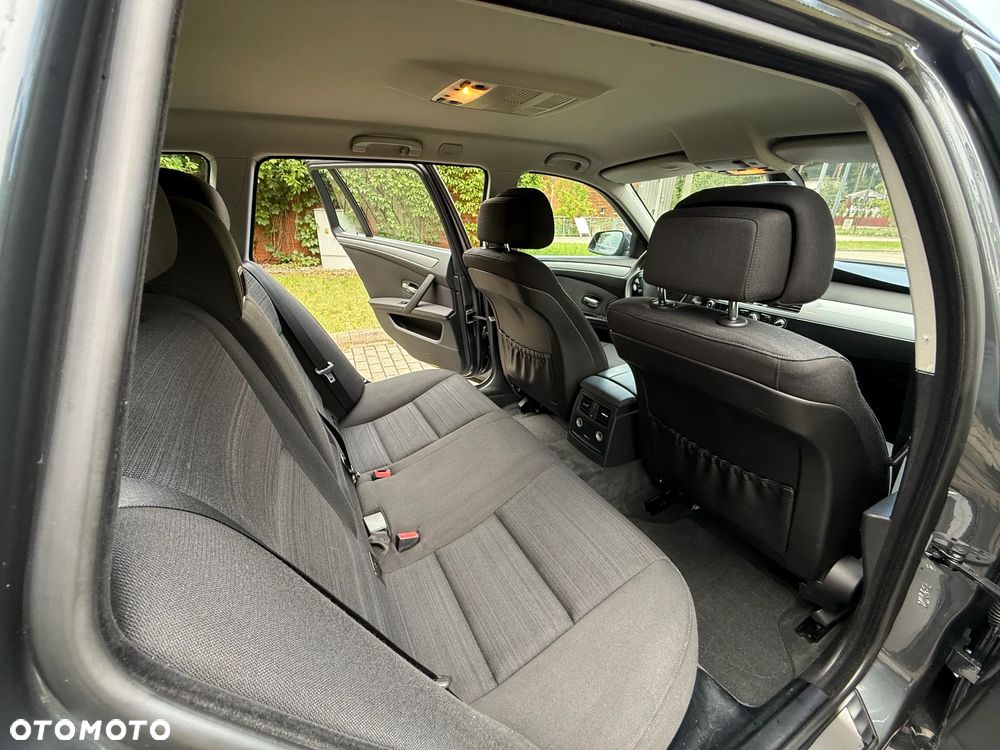 BMW Seria 5 - 16