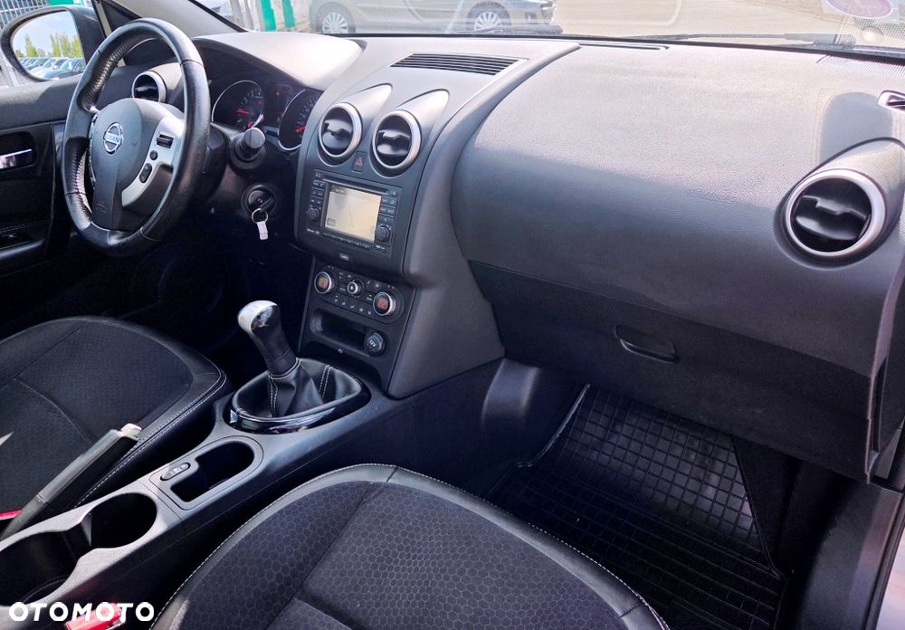 Nissan Qashqai 1.6 Tekna - 34