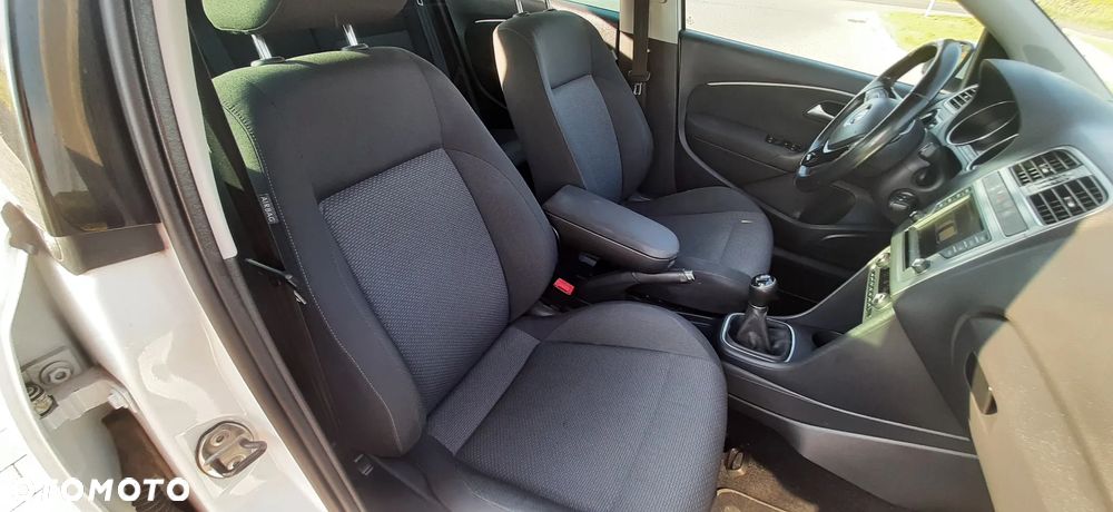 Volkswagen Polo 1.2 TSI BMT Highline - 22